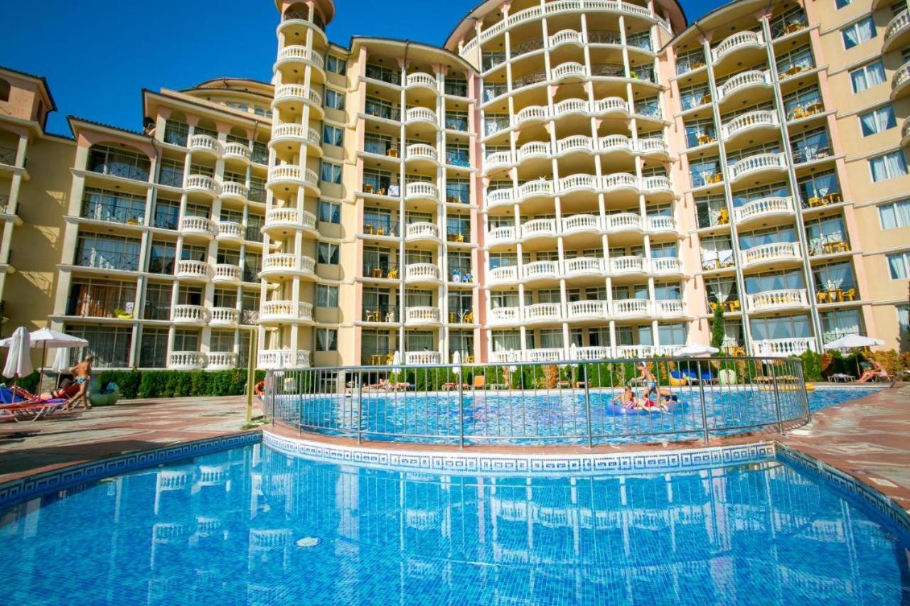 Andalucia Beach - Sea Viev Apartments Elenite Extérieur photo