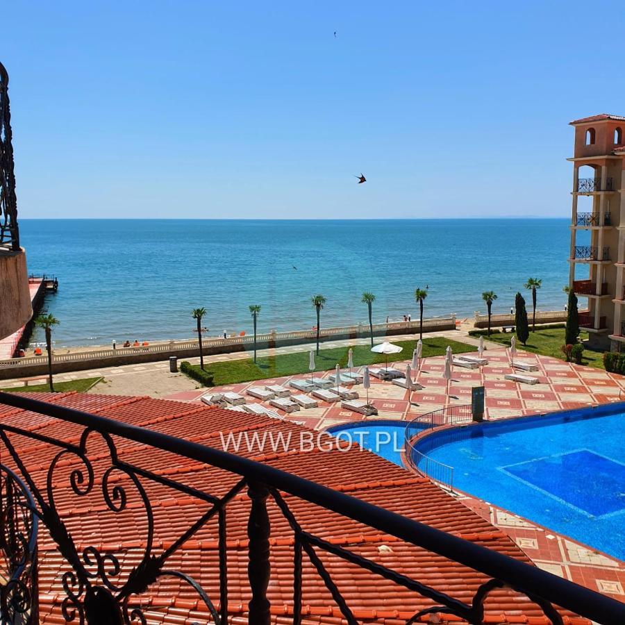 Andalucia Beach - Sea Viev Apartments Elenite Extérieur photo